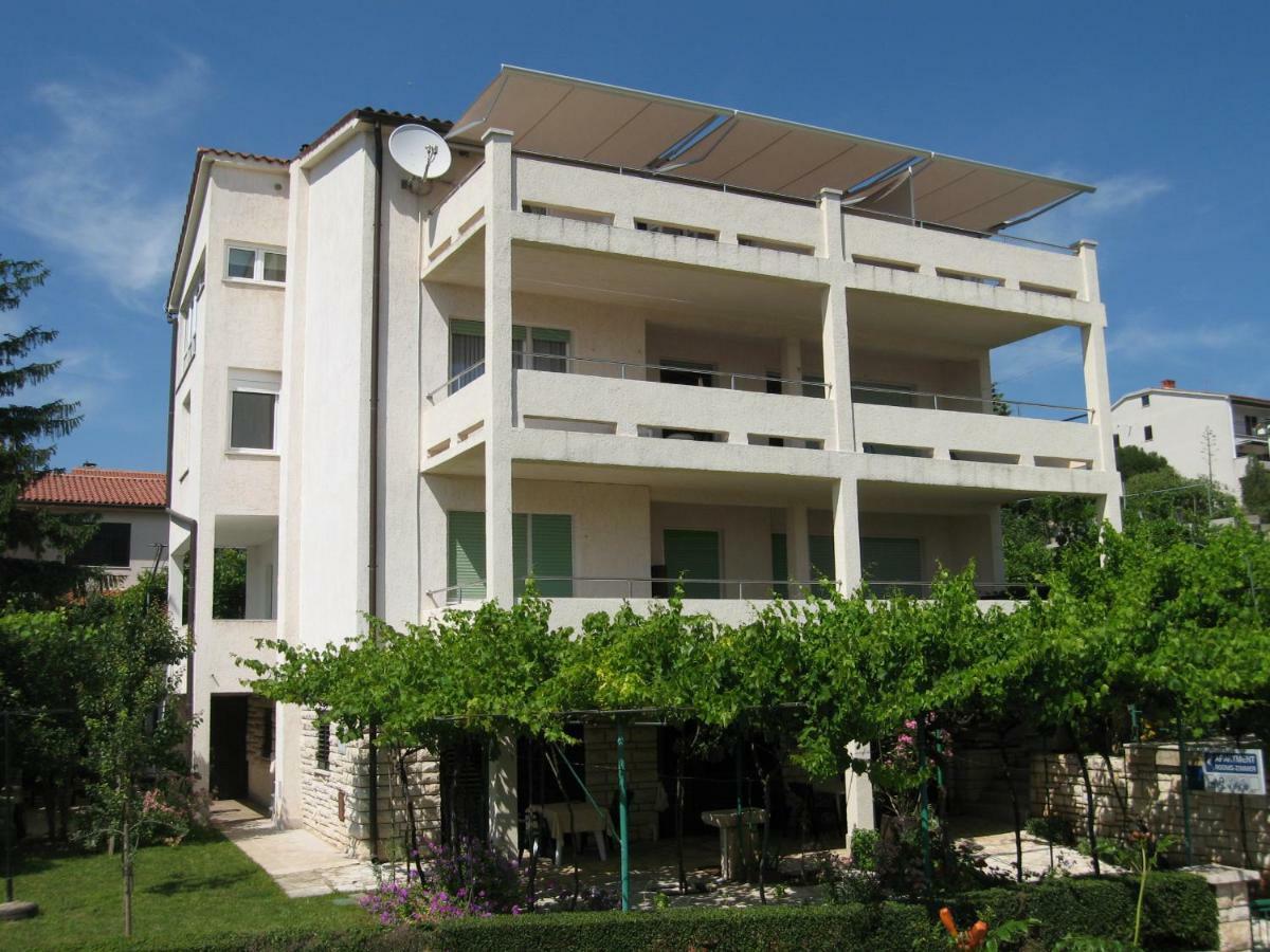 Apartment Petrinic V Пула Екстериор снимка