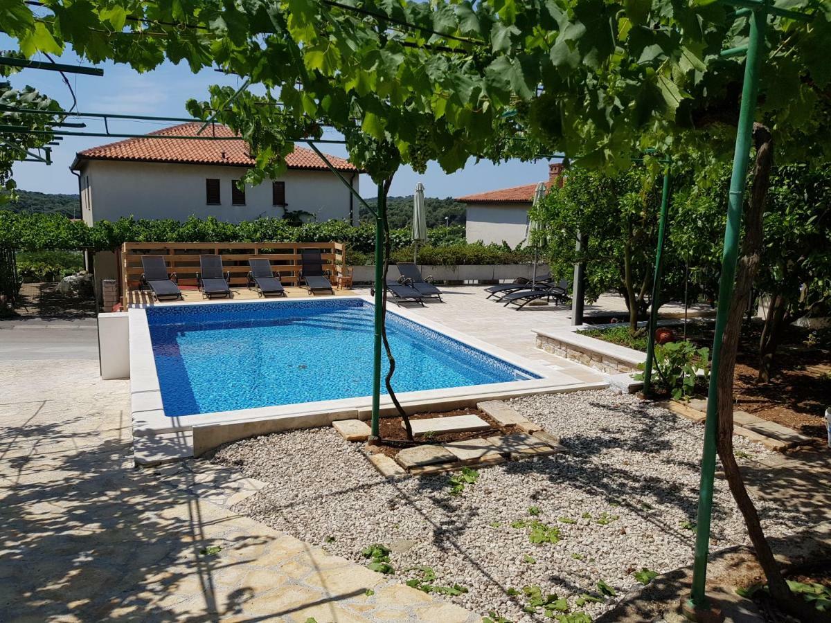 Apartment Petrinic V Пула Екстериор снимка