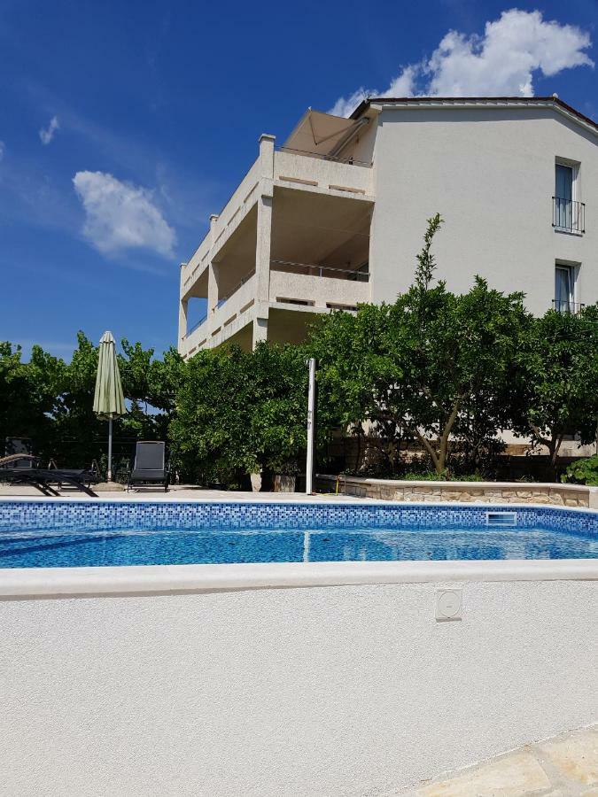 Apartment Petrinic V Пула Екстериор снимка